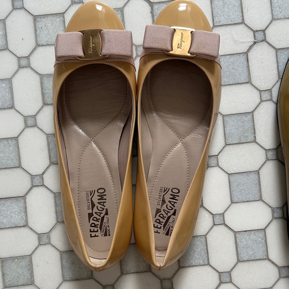Salvatore Ferragamo Beige Patent Flats with Bow